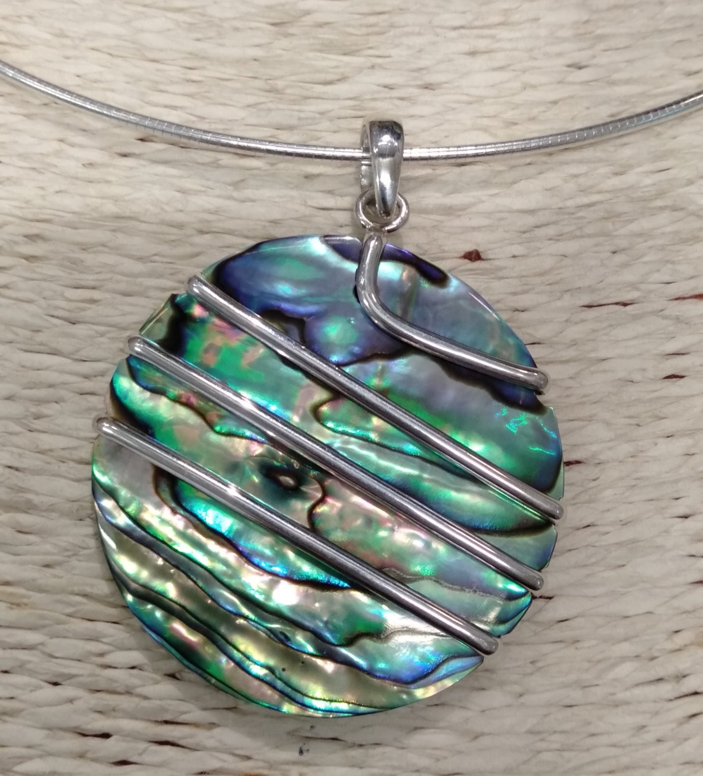 Paua Pendant from Pacific Jewel - Southern Paua New Zealand