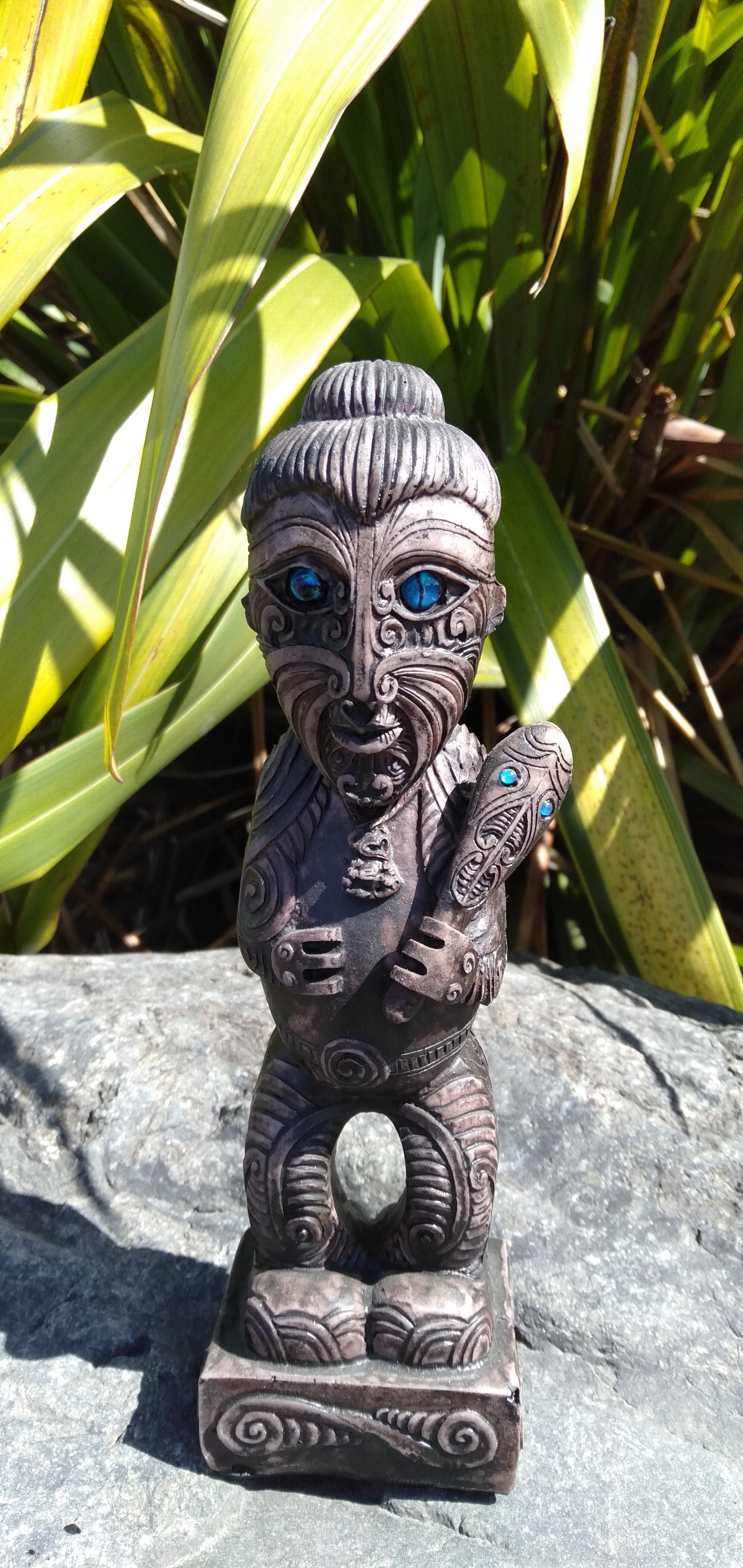 Tekoteko Resin Statue from Pacific Jewel - Southern Paua New Zealand