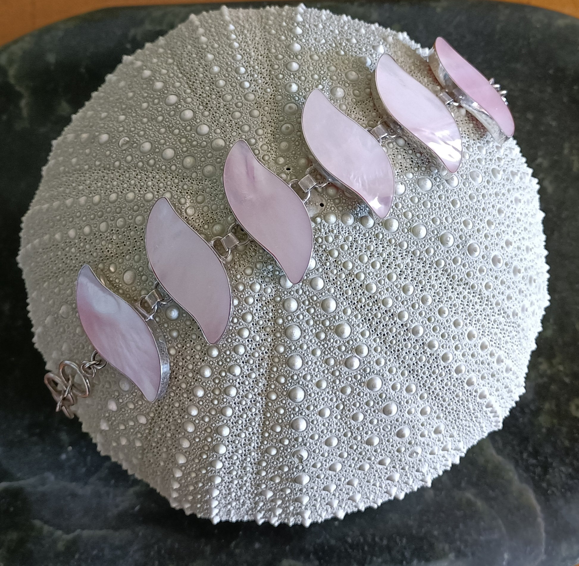 Sterling Silver Pink Shell Bracelet from Pacific Jewel - Southern Paua New Zealand