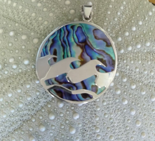 Paua 'Waves' Pendant from Pacific Jewel - Southern Paua New Zealand